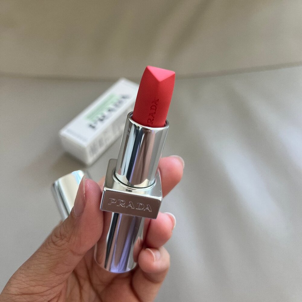 [NEW] Prada Beauty Monochrome Soft Matte Shade 0176 Nacarat Coral Orange